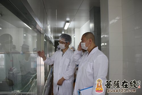 上海龙华古寺寺务办公室到下属素斋公司视察 上海龙华古寺寺务办公室到下属素斋公司视察