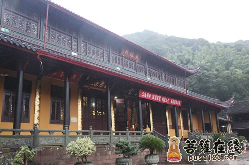 天童禅寺第八届“体悟禅慧 和谐人生”学修营正式开营