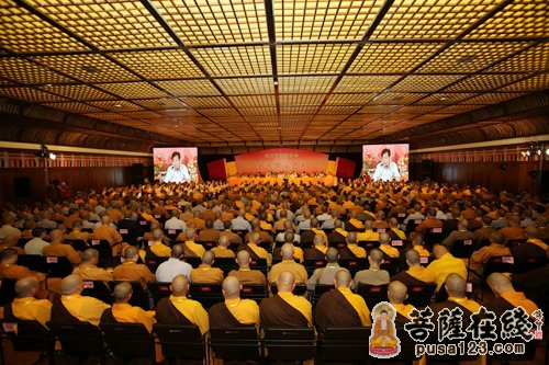 佛教-杭州市召开僧众大会 灵隐寺法师、职工获表彰