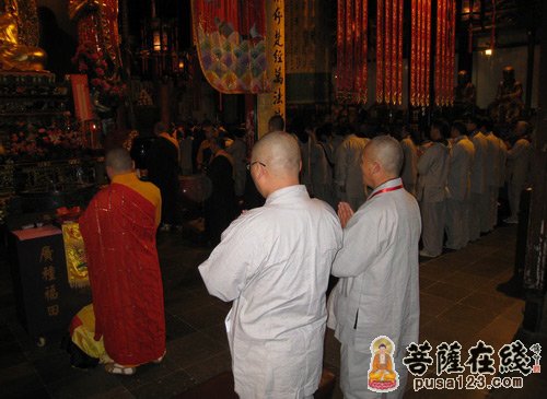 佛教-上海西林禅寺举办第六届短期出家体验营暨