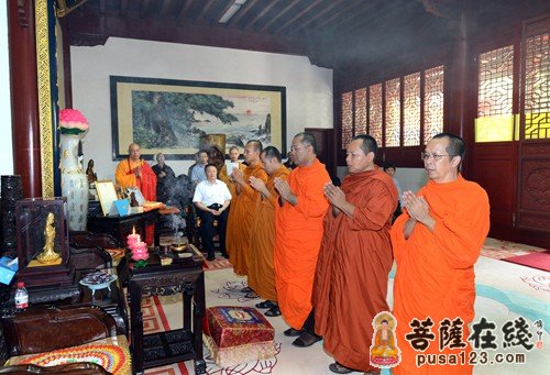 佛教-普陀山佛协会长道慈大和尚荣获泰国摩诃朱拉隆功大学宗教管理专业荣誉博士学位