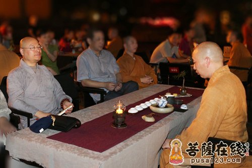 灵隐寺-明月映灵峰：杭州灵隐寺举行甲午年中秋普茶会