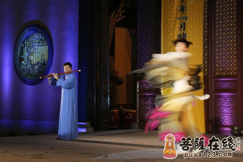 灵隐寺-明月映灵峰：杭州灵隐寺举行甲午年中秋普茶会