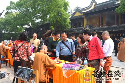 上海青浦区报国寺隆重举行寺院五观堂奠基仪式