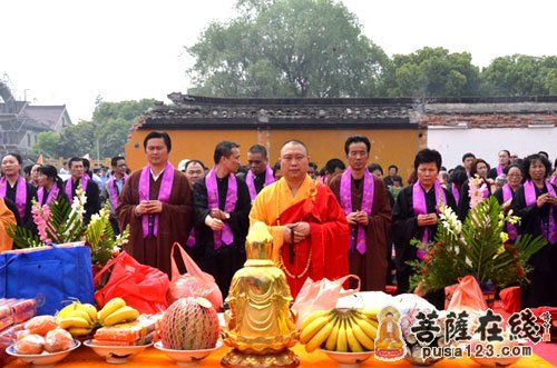 风和日丽，晴空万里