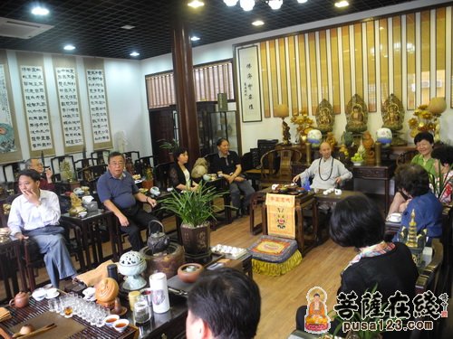 时政-上海市松江区人大领导莅临西林禅寺视察工作
