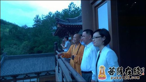 安福寺-浙江省委政法委副书记朱贤良一行莅临安福寺指导工作