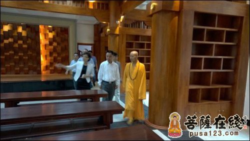 安福寺-浙江省委政法委副书记朱贤良一行莅临安福寺指导工作