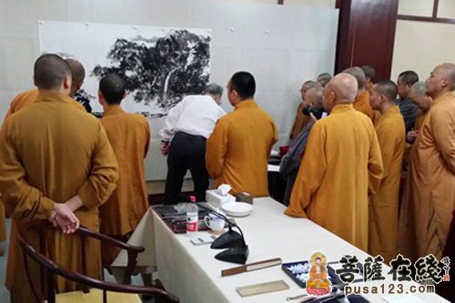 普陀山-普陀山佛协在宝陀讲寺举办书画培训讲座
