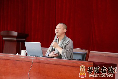 出家-幸福是善用智慧解决人生问题——记黄梅四祖寺2014年十一短期出家禅修班