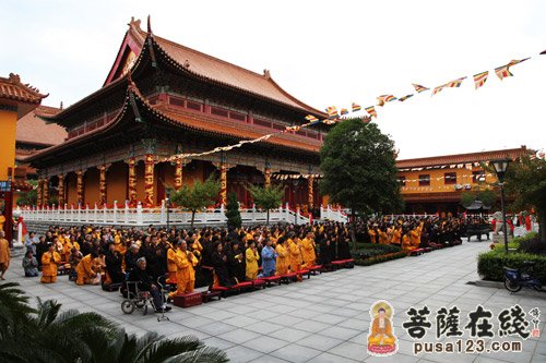 虔诚庄严