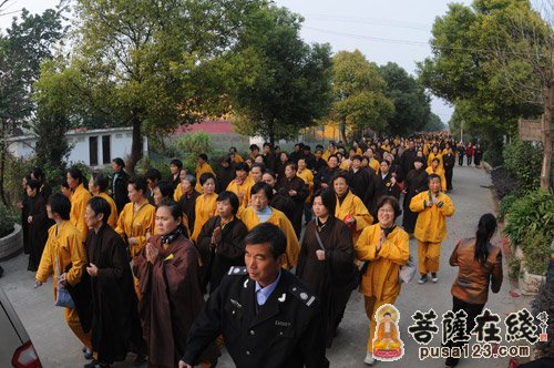 送圣居士