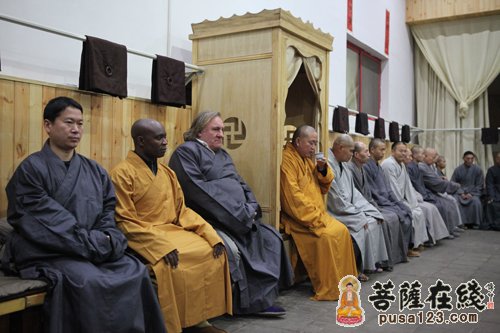 少林寺-法国著名演员杰拉尔·德帕迪约参访河南少林寺