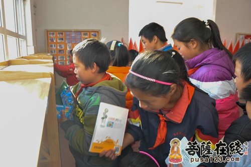 读书-上海玉佛禅寺觉群爱心图书室落成纪行第二天